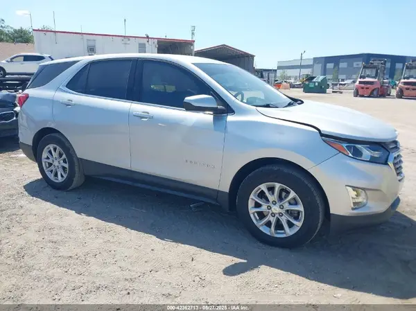 2GNAXKEV5L6146767 2020 CHEVROLET EQUINOX - Image 1