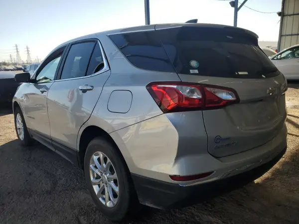 2GNAXKEV5M6103743 2021 CHEVROLET EQUINOX - Image 2