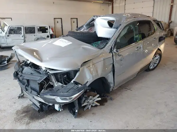 2GNAXKEV6K6106969 2019 CHEVROLET EQUINOX - Image 2