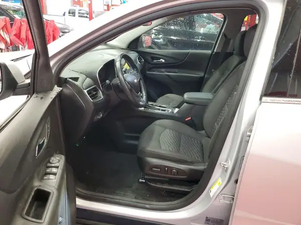 2GNAXKEV6K6118796 2019 CHEVROLET EQUINOX - Image 1