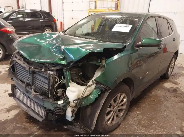 2GNAXKEV6K6133900 2019 CHEVROLET EQUINOX - Image 2