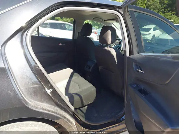 2GNAXKEV6K6138885 2019 CHEVROLET EQUINOX - Image 8