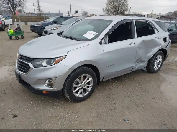 2GNAXKEV6K6151636 2019 CHEVROLET EQUINOX - Image 2