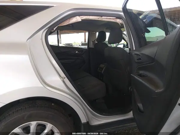 2GNAXKEV6K6157002 2019 CHEVROLET EQUINOX - Image 8