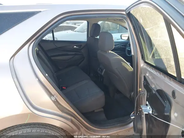 2GNAXKEV6K6176133 2019 CHEVROLET EQUINOX - Image 8