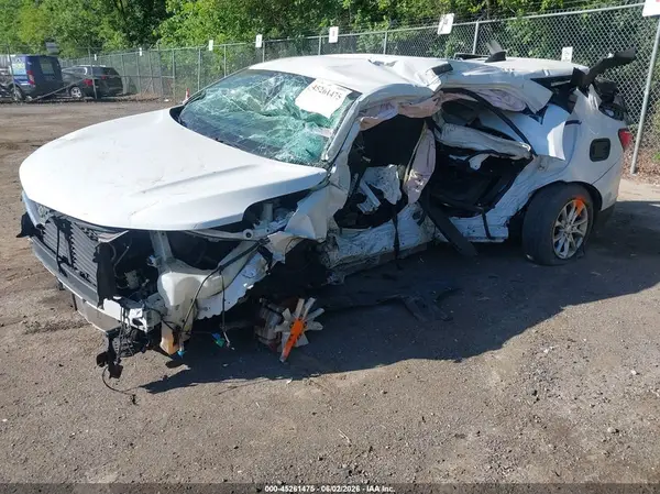 2GNAXKEV6K6180232 2019 CHEVROLET EQUINOX - Image 2