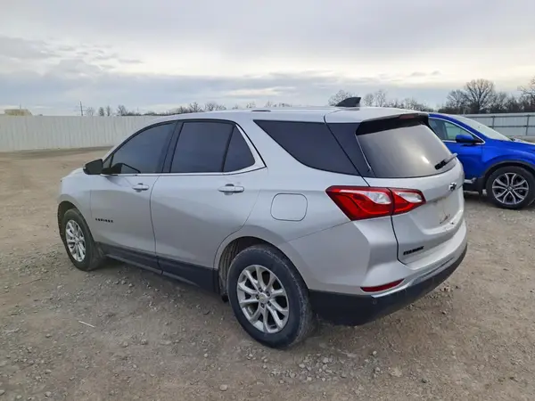 2GNAXKEV6K6201077 2019 CHEVROLET EQUINOX - Image 2