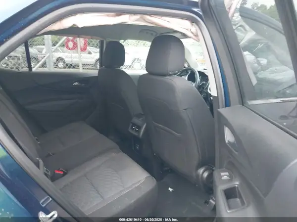 2GNAXKEV6K6260730 2019 CHEVROLET EQUINOX - Image 8
