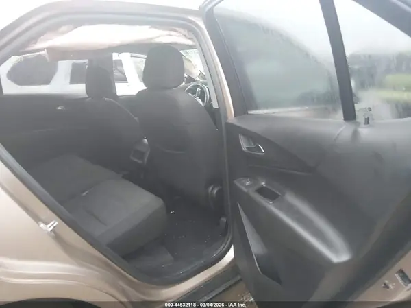 2GNAXKEV6K6273817 2019 CHEVROLET EQUINOX - Image 8