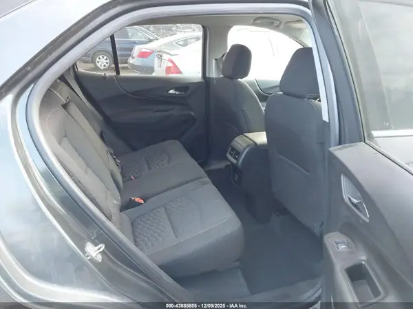 2GNAXKEV6K6281142 2019 CHEVROLET EQUINOX - Image 8