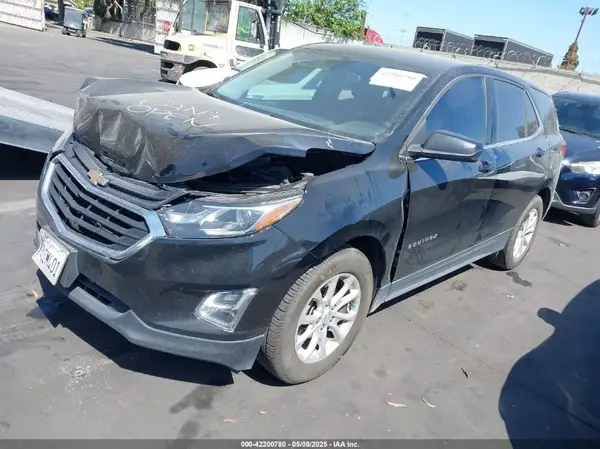2GNAXKEV6K6285689 2019 CHEVROLET EQUINOX - Image 2