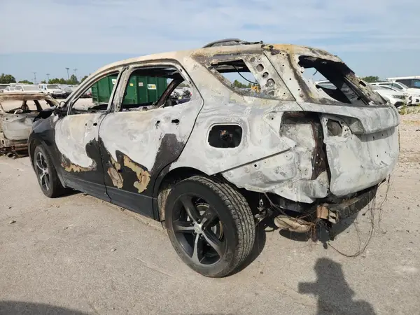 2GNAXKEV6L6101319 2020 CHEVROLET EQUINOX - Image 2