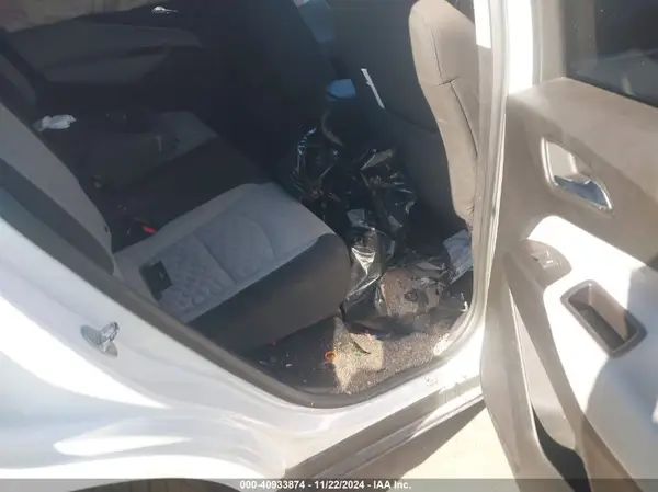 2GNAXKEV7K6132738 2019 CHEVROLET EQUINOX - Image 8