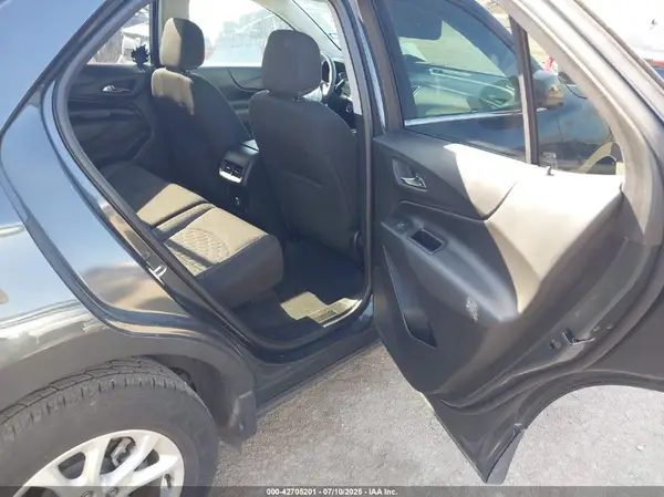 2GNAXKEV7K6141228 2019 CHEVROLET EQUINOX - Image 8