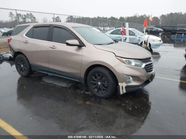 2GNAXKEV7K6171555 2019 CHEVROLET EQUINOX - Image 1