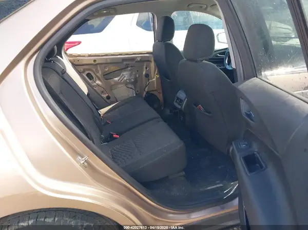 2GNAXKEV8K6102700 2019 CHEVROLET EQUINOX - Image 8