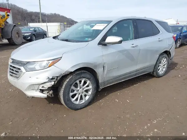 2GNAXKEV8K6110828 2019 CHEVROLET EQUINOX - Image 2