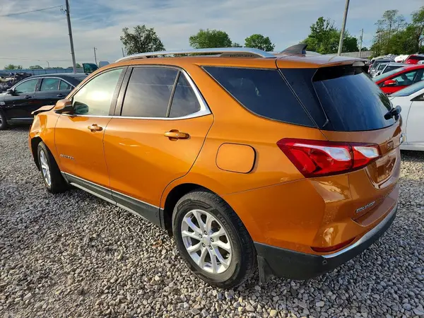 2GNAXKEV8K6131050 2019 CHEVROLET EQUINOX - Image 2