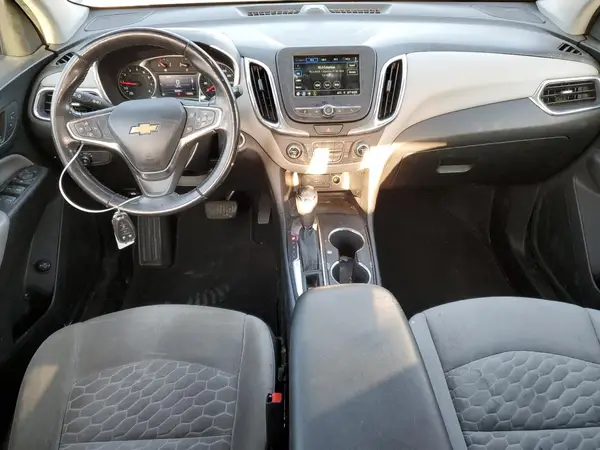 2GNAXKEV8K6186100 2019 CHEVROLET EQUINOX - Image 8