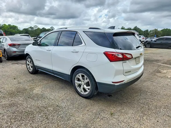 2GNAXKEV8K6219712 2019 CHEVROLET EQUINOX - Image 2