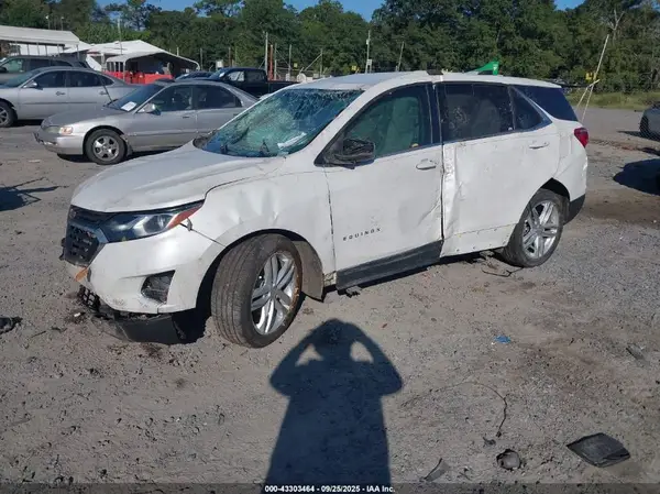 2GNAXKEV8K6261913 2019 CHEVROLET EQUINOX - Image 2