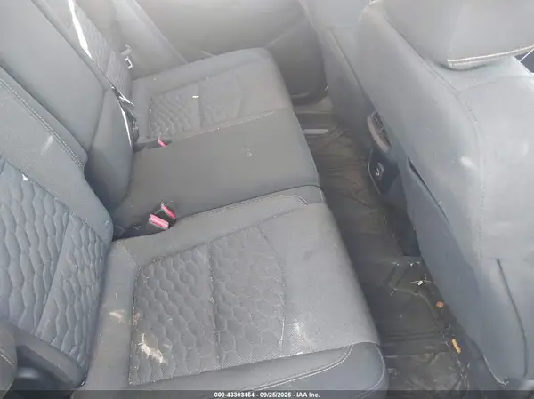 2GNAXKEV8K6261913 2019 CHEVROLET EQUINOX - Image 8