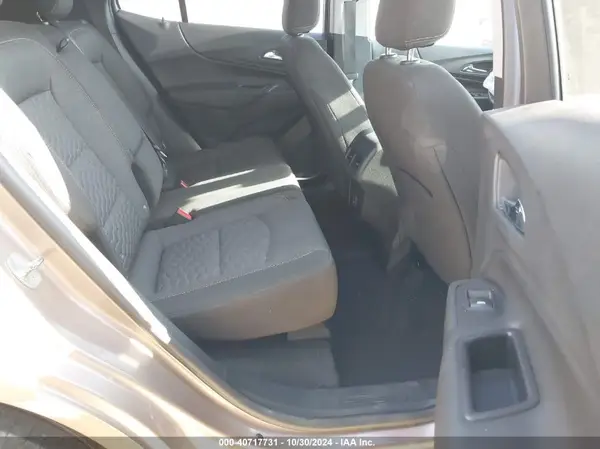 2GNAXKEV8K6301634 2019 CHEVROLET EQUINOX - Image 8