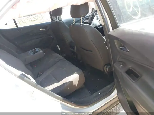 2GNAXKEV9K6203048 2019 CHEVROLET EQUINOX - Image 8