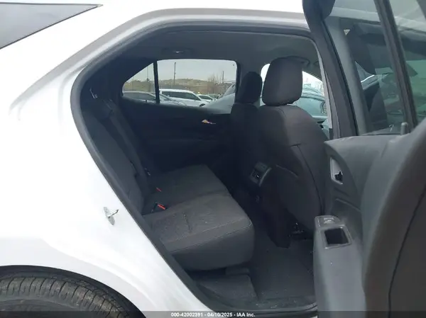 2GNAXKEV9K6245834 2019 CHEVROLET EQUINOX - Image 8