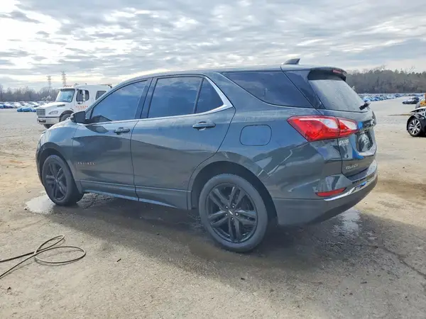 2GNAXKEV9L6211605 2020 CHEVROLET EQUINOX - Image 2