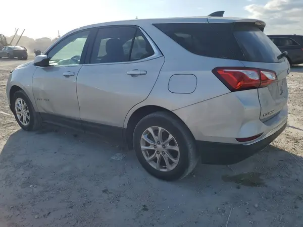 2GNAXKEV9L6213242 2020 CHEVROLET EQUINOX - Image 2