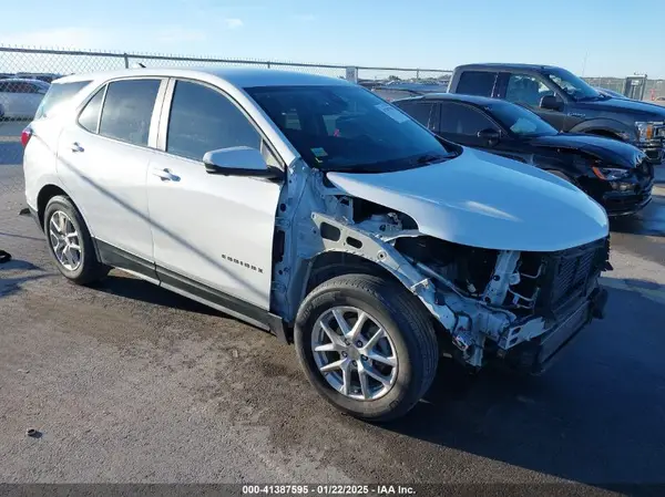 2GNAXKEV9N6104136 2022 CHEVROLET EQUINOX - Image 1