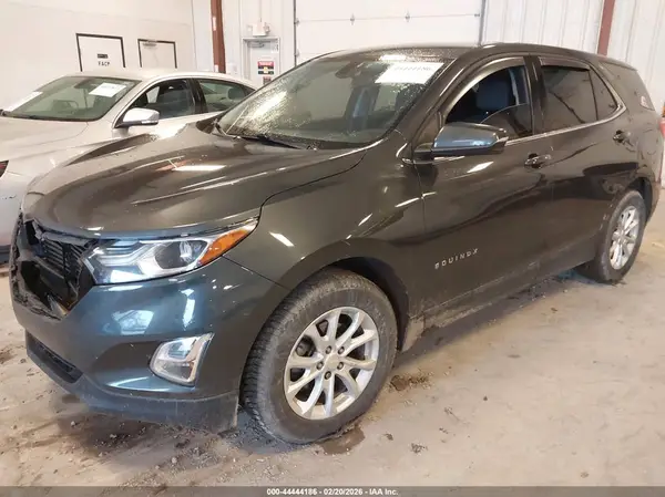 2GNAXKEVXK6205889 2019 CHEVROLET EQUINOX - Image 2