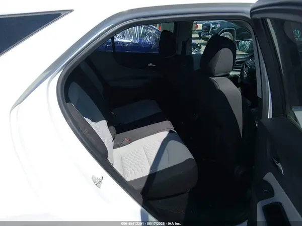 2GNAXKEVXK6267115 2019 CHEVROLET EQUINOX - Image 8
