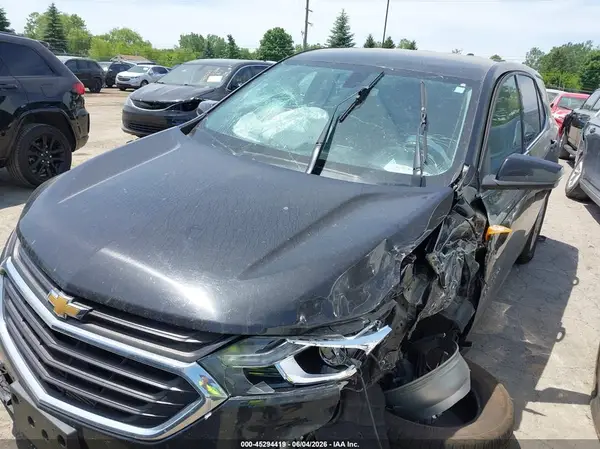 2GNAXKEVXK6290698 2019 CHEVROLET EQUINOX - Image 2