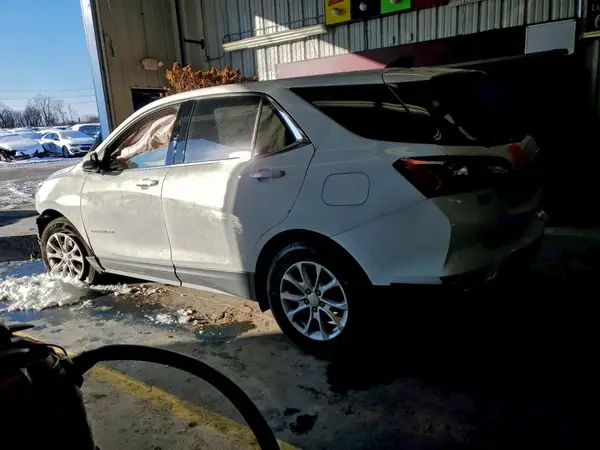 2GNAXKEVXL6107916 2020 CHEVROLET EQUINOX - Image 2