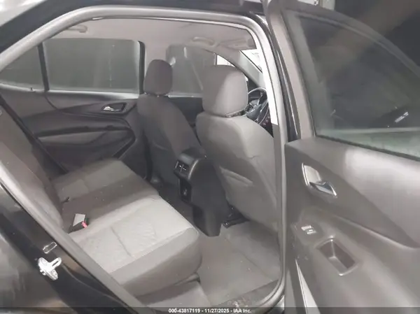 2GNAXKEVXM6107576 2021 CHEVROLET EQUINOX - Image 8