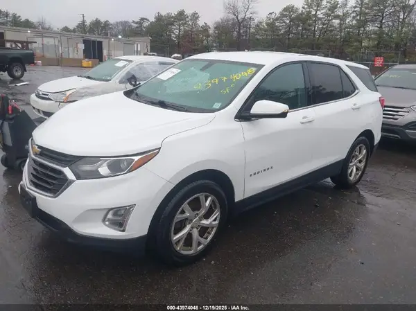 2GNAXKEX0J6146478 2018 CHEVROLET EQUINOX - Image 2