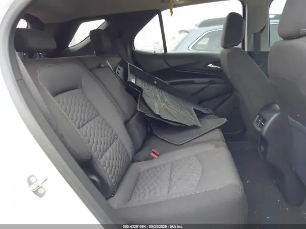 2GNAXKEX0J6345899 2018 CHEVROLET EQUINOX - Image 8