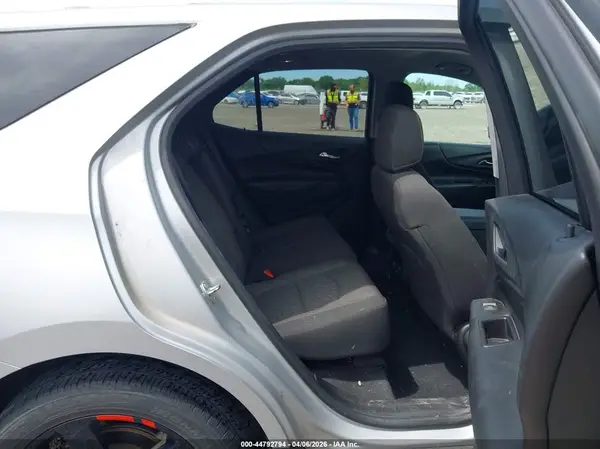 2GNAXKEX0J6348771 2018 CHEVROLET EQUINOX - Image 8