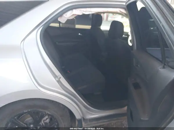 2GNAXKEX1J6227120 2018 CHEVROLET EQUINOX - Image 8