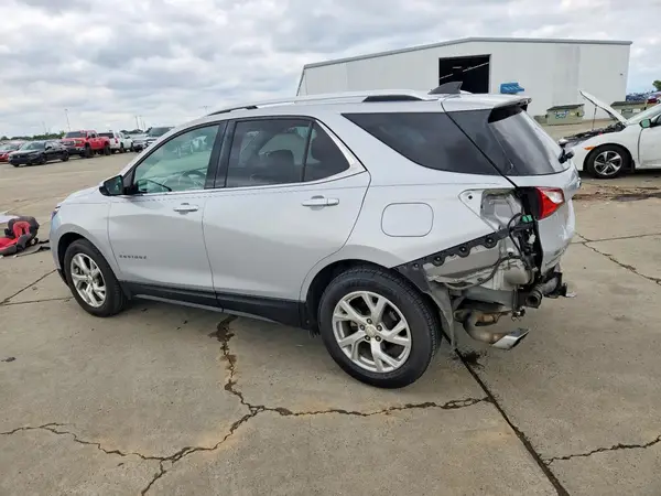 2GNAXKEX2J6265780 2018 CHEVROLET EQUINOX - Image 2