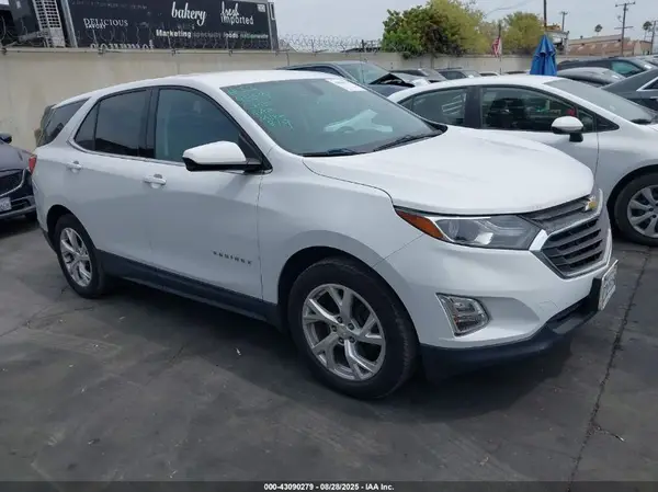 2GNAXKEX3J6214983 2018 CHEVROLET EQUINOX - Image 1