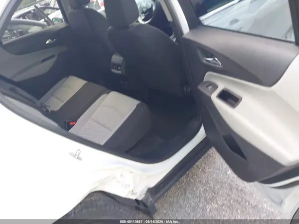 2GNAXKEX3J6310757 2018 CHEVROLET EQUINOX - Image 8