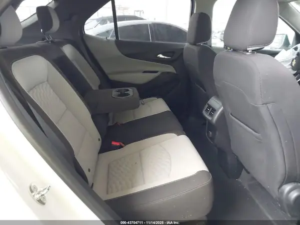 2GNAXKEX3J6334833 2018 CHEVROLET EQUINOX - Image 8