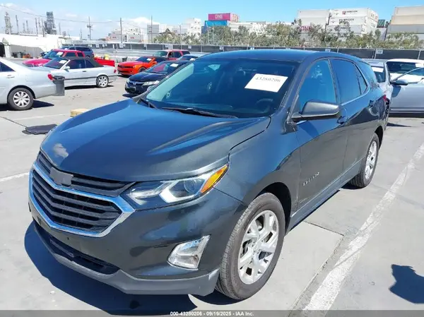 2GNAXKEX4J6231372 2018 CHEVROLET EQUINOX - Image 2