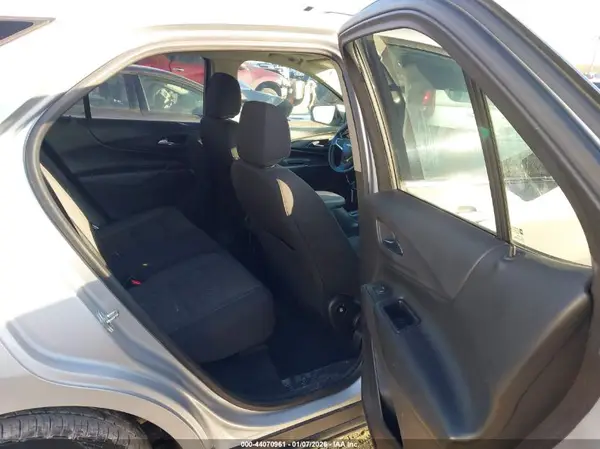 2GNAXKEX5J6147917 2018 CHEVROLET EQUINOX - Image 8