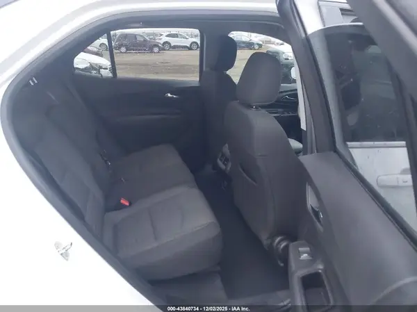 2GNAXKEX5J6236676 2018 CHEVROLET EQUINOX - Image 8