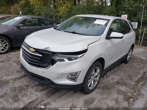 2GNAXKEX6J6218896 2018 CHEVROLET EQUINOX - Image 2