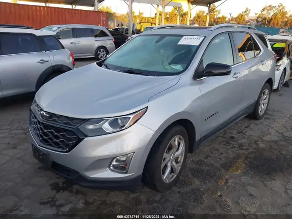 2GNAXKEX7J6303956 2018 CHEVROLET EQUINOX - Image 2